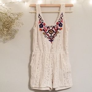 🌹Cute Lace Romper